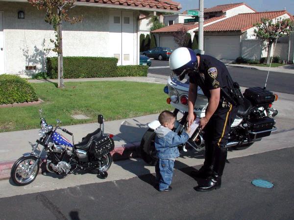 000-0814123810-CopTicketKid.jpg
