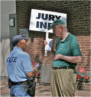 JULIAN HEICKLEN FLEES UNITED STATES