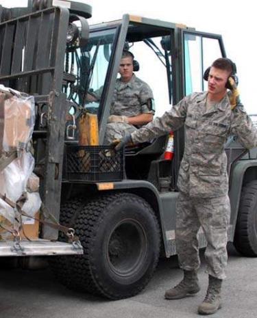 Air Force's $1 billion IT system has �negligible' capability, comptroller says