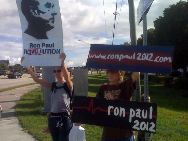 RON PAUL SIGN BOMB HITS AMERICA!