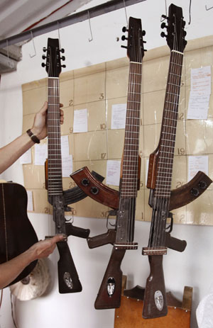 guitar guns