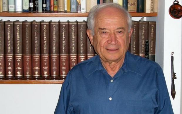 Scientist Who Discovered THC Receives Honorary Degree
