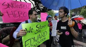 Poll: US Voters See Snowden as Whistleblower, Not Traitor