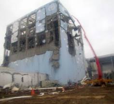 Ground under Fukushima Unit 4 sinking, structure on verge of complete collapse 